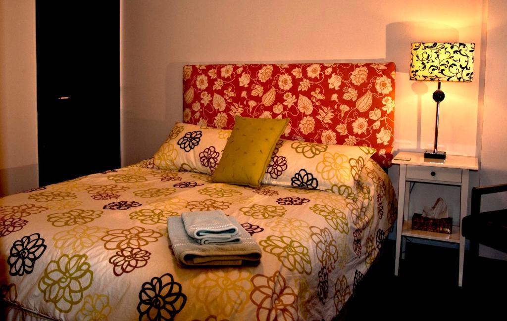 Downtown Home Inn B&B Toronto Room photo